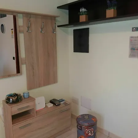 Alojamento de Acomodação e Pequeno-almoço Ogliastra 3*